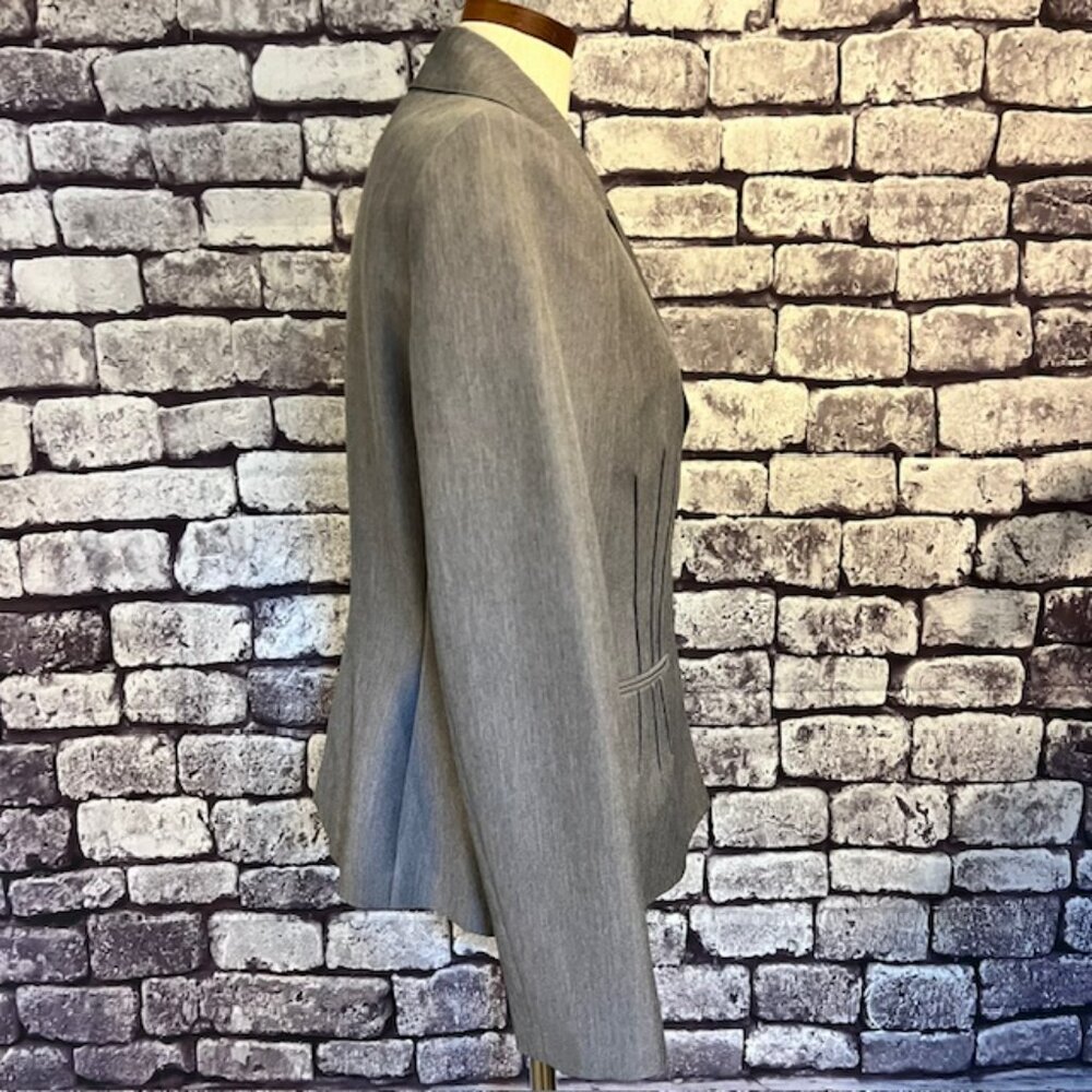 Le Suit Gray Fully Lined Button Down Jacket Size … - image 8